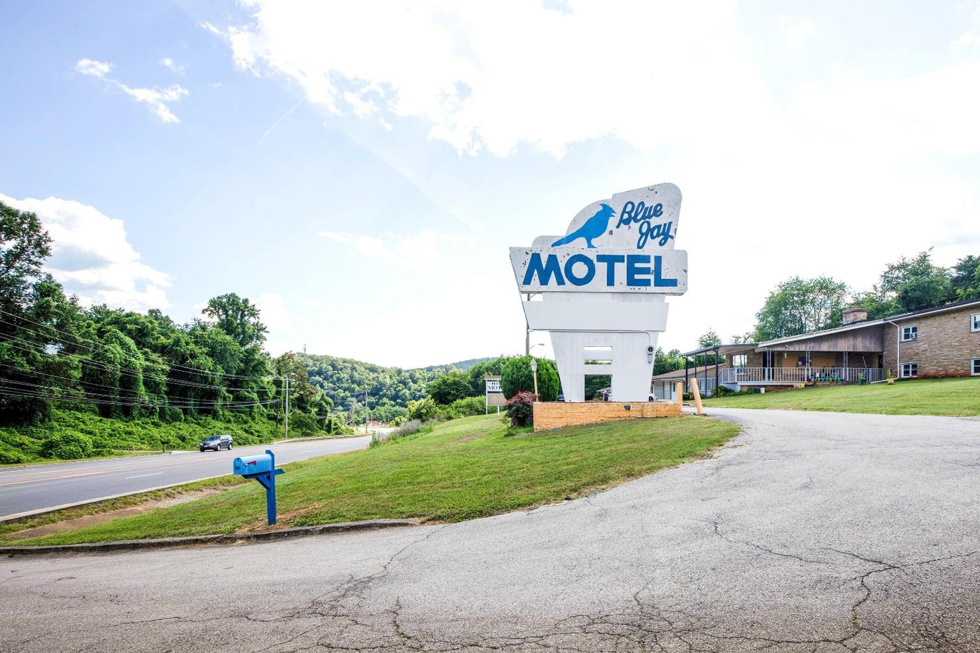 Hotel Salem-Roanoke I-81 -Listing Partner エクステリア 写真
